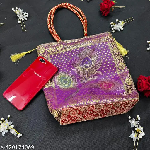 Premium Women's Handbag: Elegant Eco-Friendly Accessory
